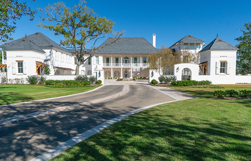 COASTAL CRAFTSMANSHIP