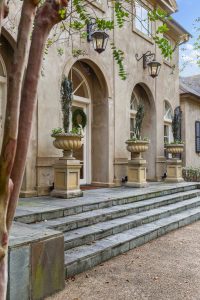 Mississippi Magazine_HixonHouse_68