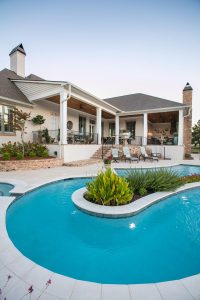 REUNION POOL_MISSISSIPPI MAGAZINE35